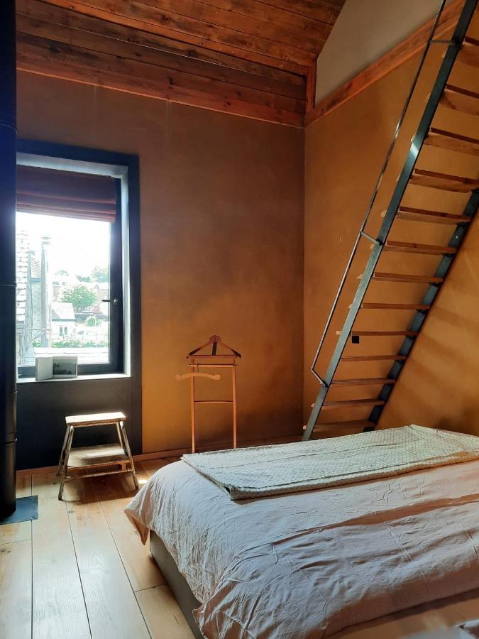 Gite Redoute Agreable Maison De Ville Avec Cour Interieure Сент-Юбер Экстерьер фото