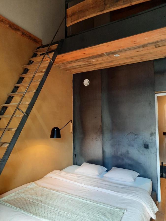 Gite Redoute Agreable Maison De Ville Avec Cour Interieure Сент-Юбер Экстерьер фото