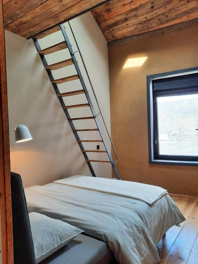 Gite Redoute Agreable Maison De Ville Avec Cour Interieure Сент-Юбер Экстерьер фото